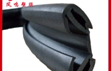 车门玻璃起落槽