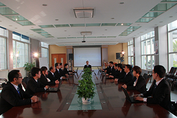 �f�_(d��)��