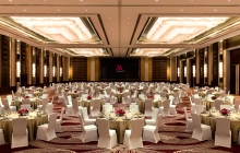 21-grand ballroom with wedding setting.jpg.jpg
